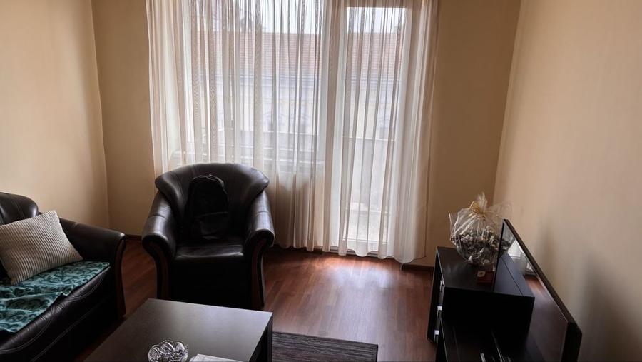 Vand apartament central 2 camere, decomandat - 5