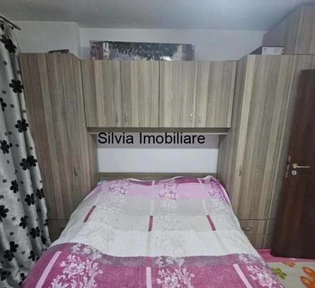 Apartament cu 3 camere în Berceni
