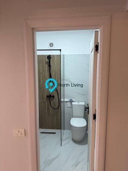 Apartament cu 3 camere semidecomandat în Cișmigiu