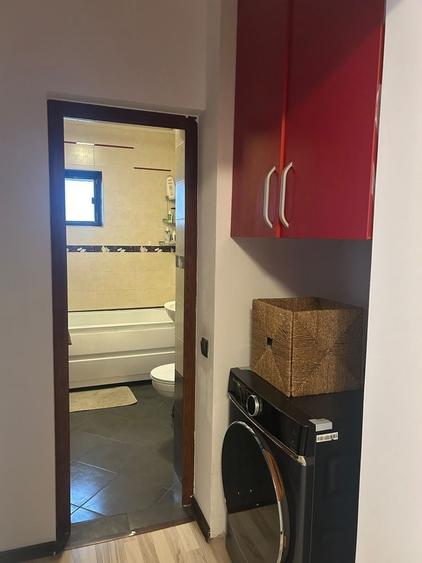 Apartament cu 3 camere decomandat în Alexandru cel Bun