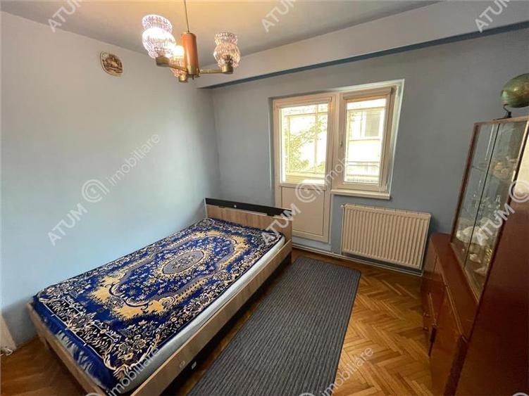 Apartament 3 camere decomandate 2 balcoane zona Turnisor Sibiu - 5