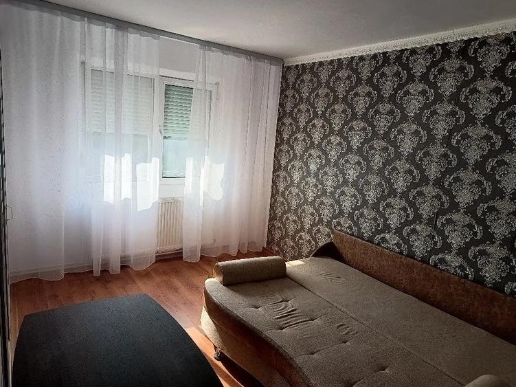 Garsonieră decomandată în Micro 38