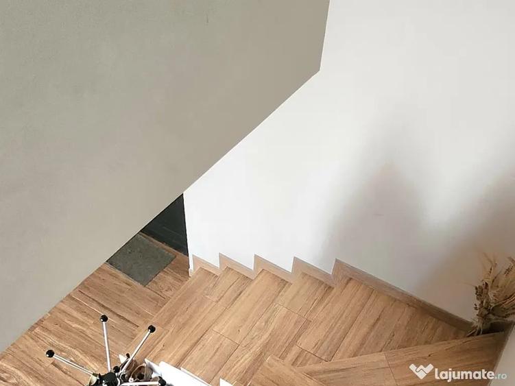 Casă cu 4 camere în Tureni