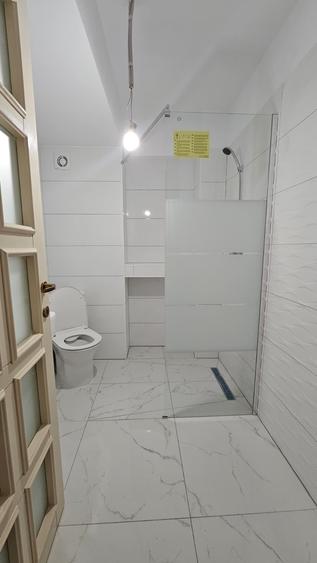Apartament cu 3 camere semidecomandat în Frumoasa