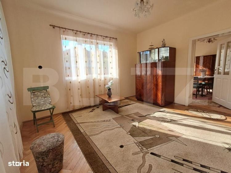 Casă cu 3 camere în Criș