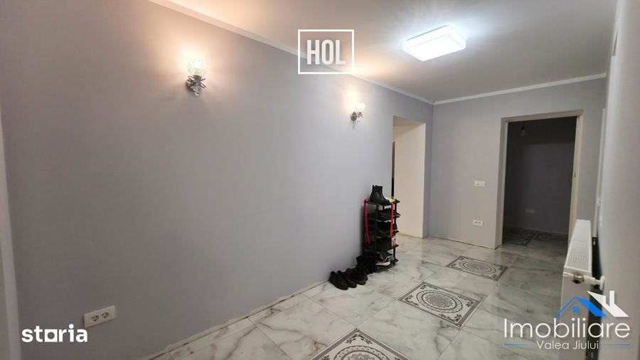 Casă cu 4 camere cu Teren 506 Mp în Petros