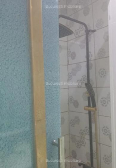 Apartament cu 3 camere semidecomandat în Titan