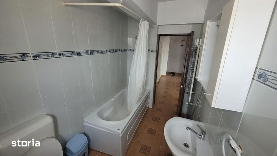 Apartament cu 2 camere decomandat în Urdari