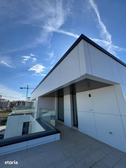 Casă cu 5 camere cu Teren 225 Mp în Central