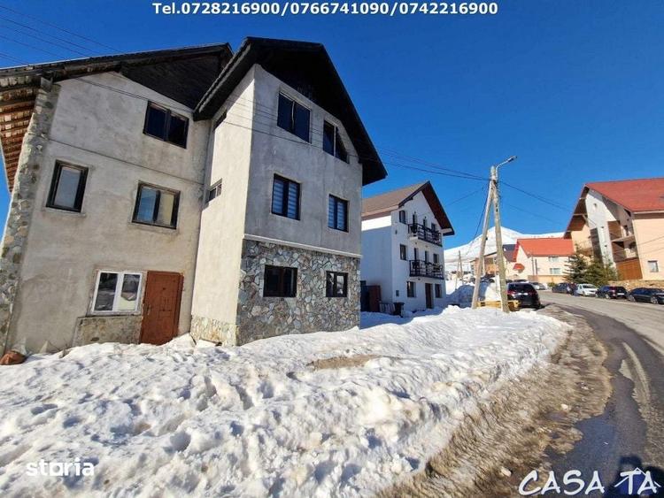 Casă cu 3 camere cu Teren 125 Mp în Central