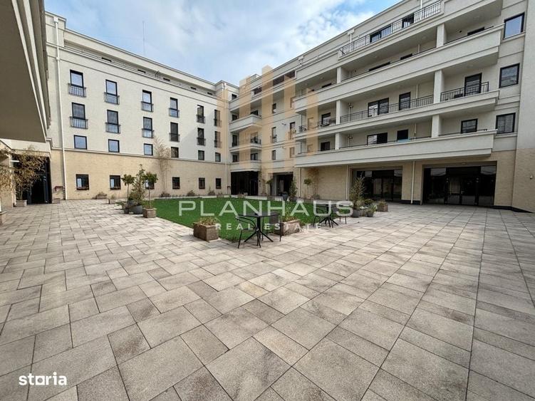 Spațiu comercial, de 215 mp, în Central