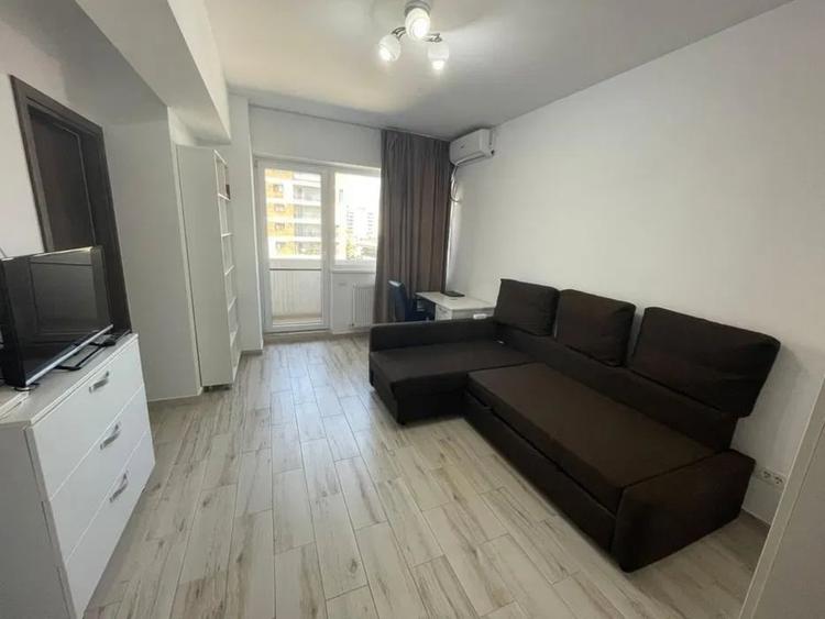 Garsonieră semidecomandată, mobilată în Grozăvești