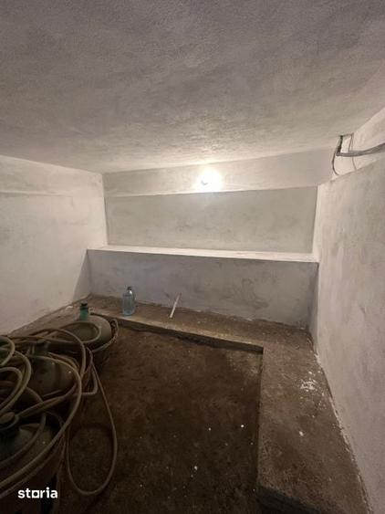 Casă cu 4 camere cu Teren 1105 Mp în Târgșoru Vechi