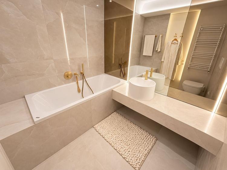 Apartament cu 3 camere, mobilat în Pipera