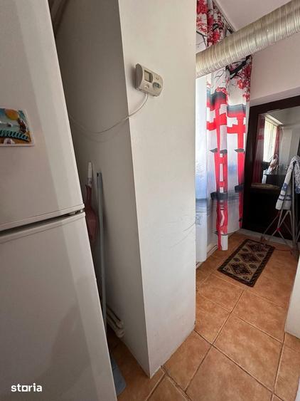 De vanzare garsoniera cf 1 cu balcon, zona ultracentrala, mobilata - 2
