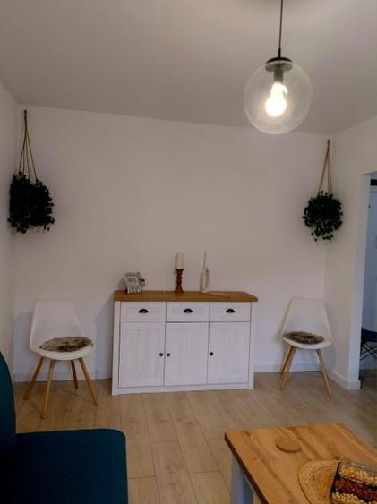 Apartament cu 2 camere decomandat, mobilat în Florești