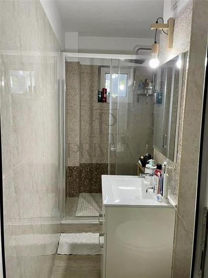 Apartament cu 2 camere semidecomandat, mobilat în Tipografilor
