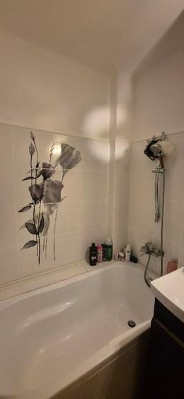 Apartament cu 2 camere decomandat în Republicii