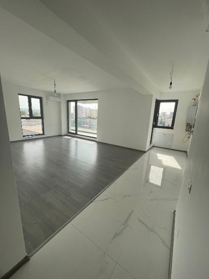 Apartament cu 2 camere semidecomandat în Nord