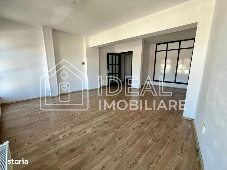 Spațiu comercial, de 23 mp, în Turnișor