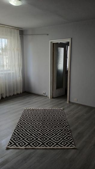 Apartament semidecomandat în Central