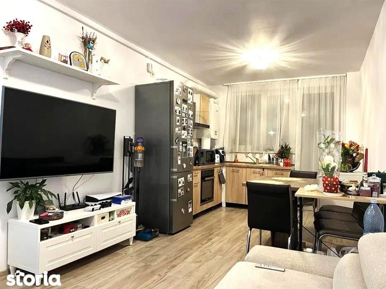 Apartament cu 3 camere decomandat, mobilat în Circumvalațiunii