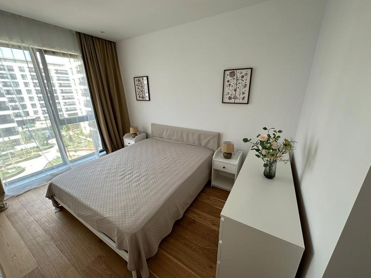 Apartament cu 3 camere semidecomandat în Floreasca