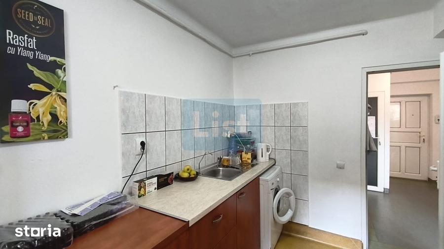 Apartament cu 2 camere semidecomandat în Central