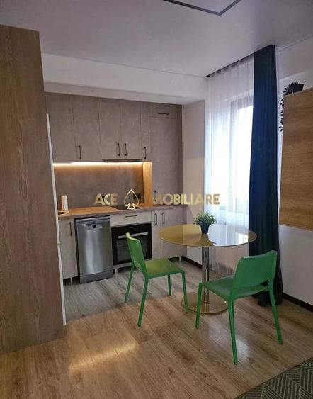 Apartament cu 2 camere semidecomandat, mobilat în Vitan