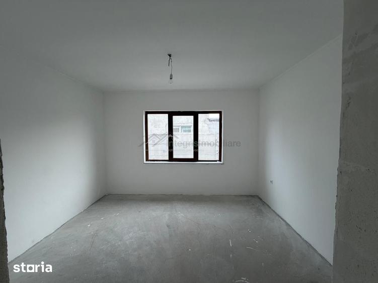 Casă cu 4 camere cu Teren 500 Mp în Oșorhei