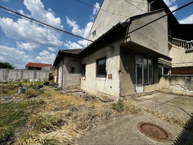 Casă cu 3 camere cu Canalizare în Bogdăneștilor