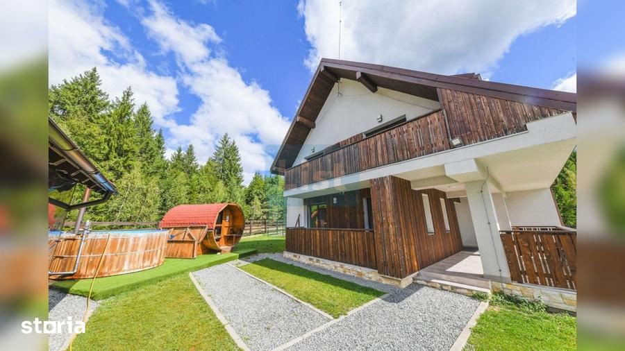 Casă cu 5 camere cu Teren 900 Mp în Călățele