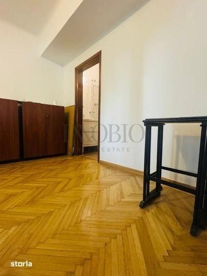 Apartament cu 5 camere în Floreasca
