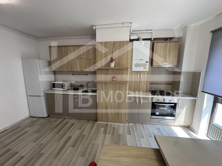 Apartament cu 2 camere decomandat în Livezeni
