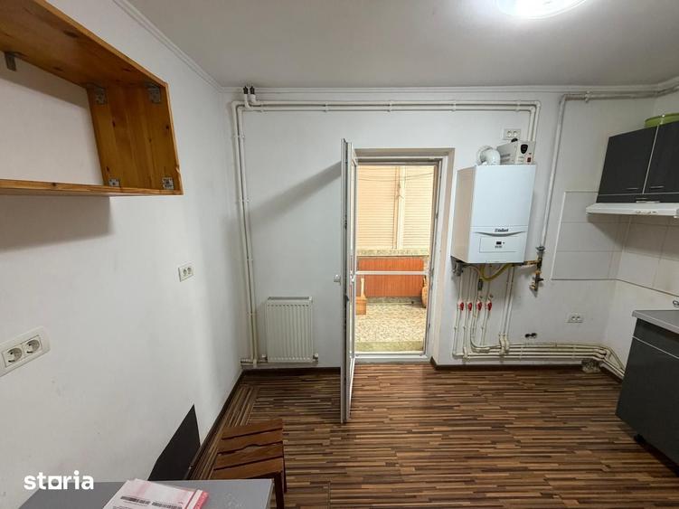 Apartament cu 3 camere decomandat în Tomis Nord