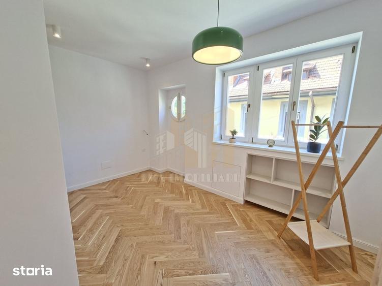 Apartament cu 3 camere în Centrul Istoric