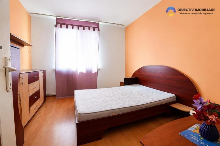 Apartament cu 3 camere decomandat în Dărmănești