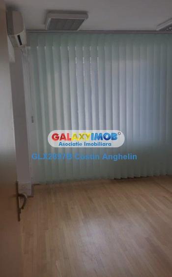Apartament cu 4 camere decomandat în Națiunile Unite