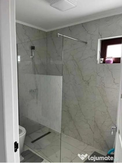 Casă cu 4 camere cu Teren 280 Mp în Central