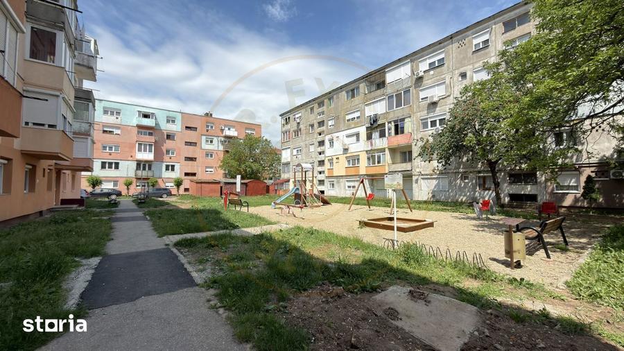 Apartament cu 2 camere semidecomandat, mobilat în Central