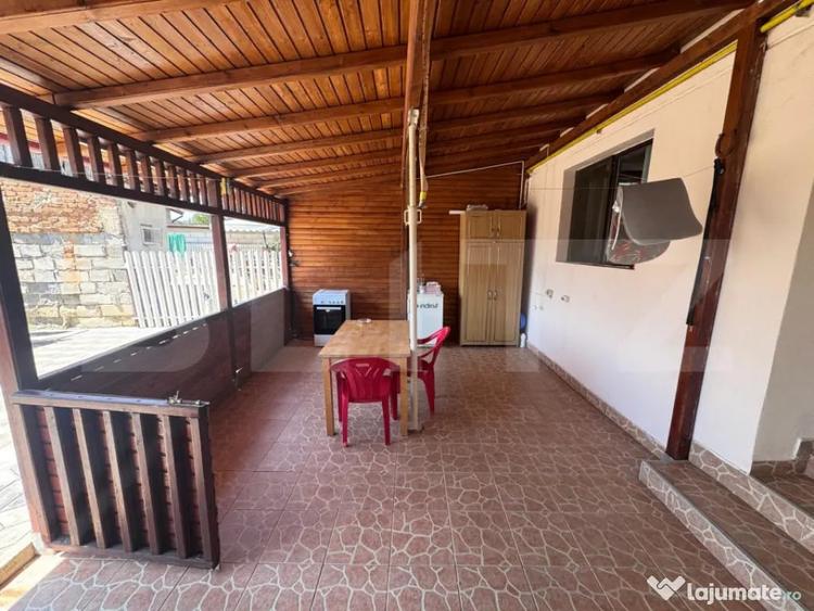 Casă cu 3 camere cu Teren 678 Mp în Valea