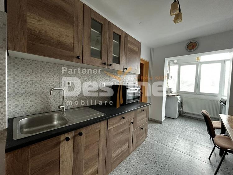 Apartament cu 3 camere decomandat, mobilat în Copou