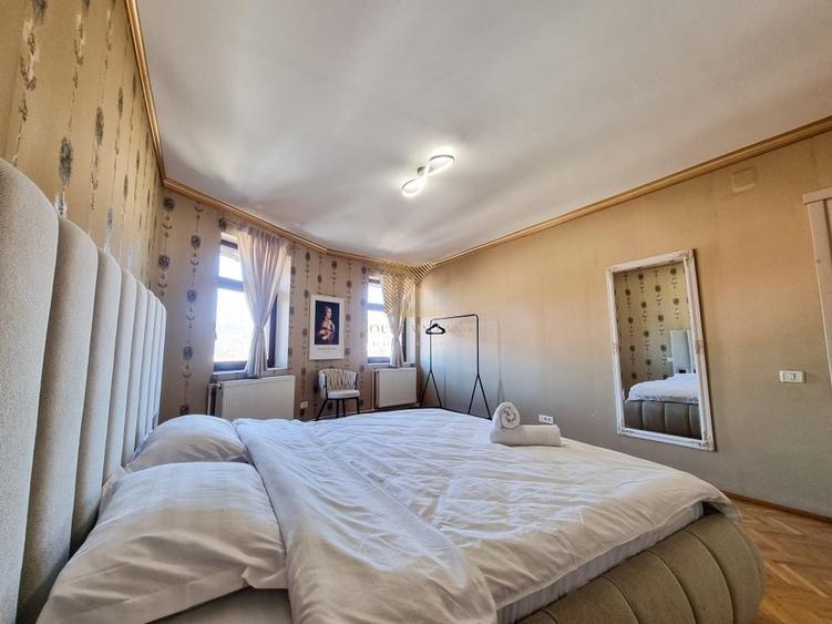 Apartament cu 3 camere decomandat, mobilat în Centrul Istoric