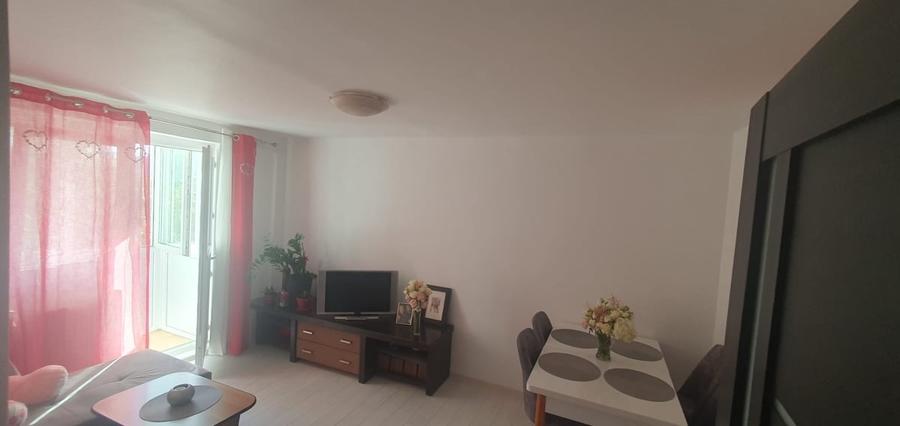 Apartament cu 2 camere semidecomandat în Drumul Taberei