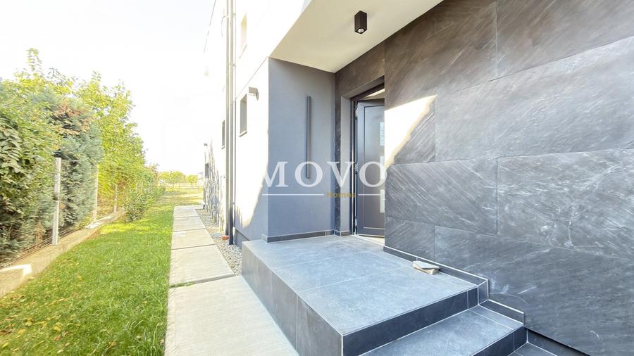 Duplex cu 4 camere cu Canalizare în Dumbrăvița