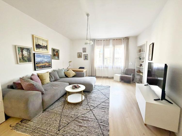 Apartament central de inchiriat in Oradea, la curte - 1