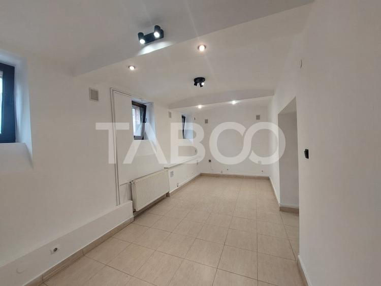 Spațiu comercial, de 94 mp, în Central