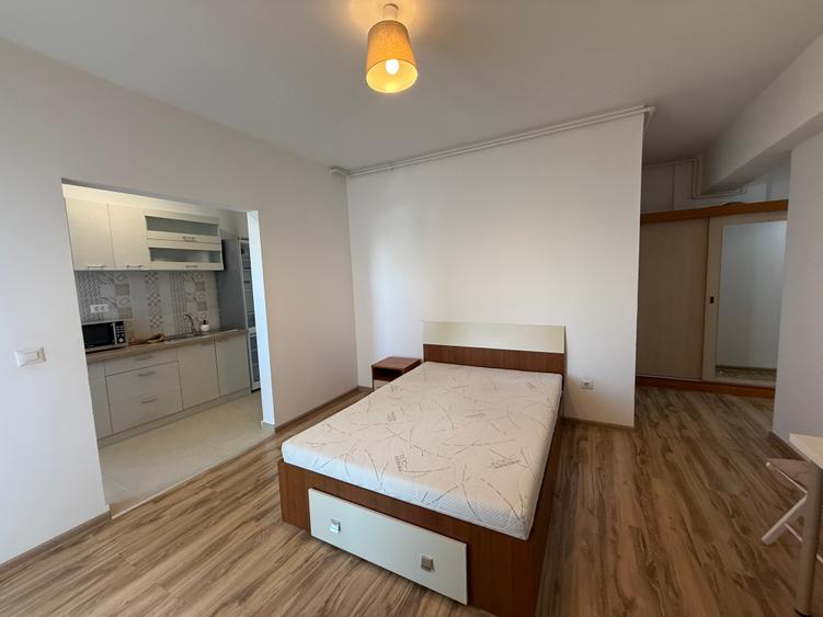 Garsoniera moderna in bloc nou, centrala proprie la 3 minute de metrou - 10