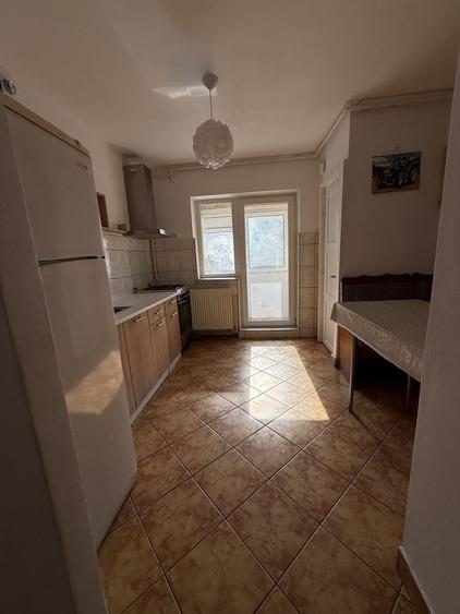 Apartament cu 2 camere decomandat în Carpați 2