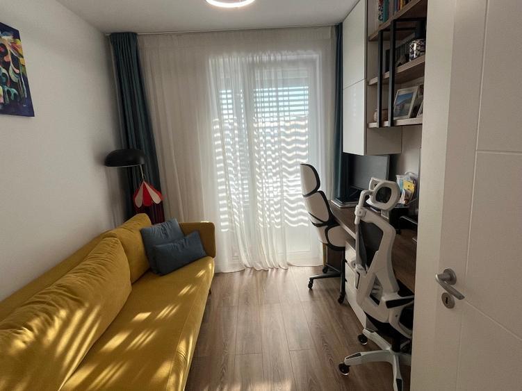 Apartament cu 4 camere decomandat în Păcurari